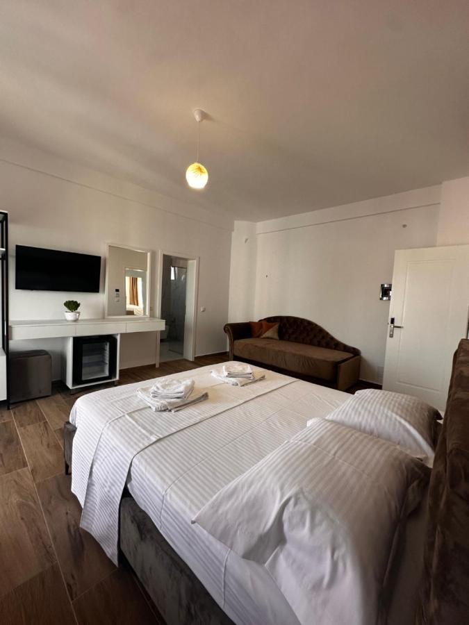 Hotel Belle Vue คซามิล ภายนอก รูปภาพ